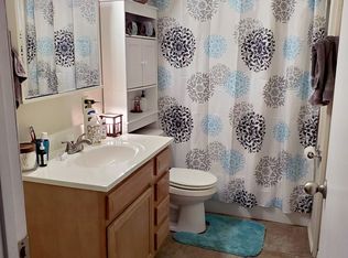 908 9th St #1, Spirit Lake, IA 51360