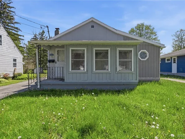 15 Elmwood Ave, Batavia, NY 14020