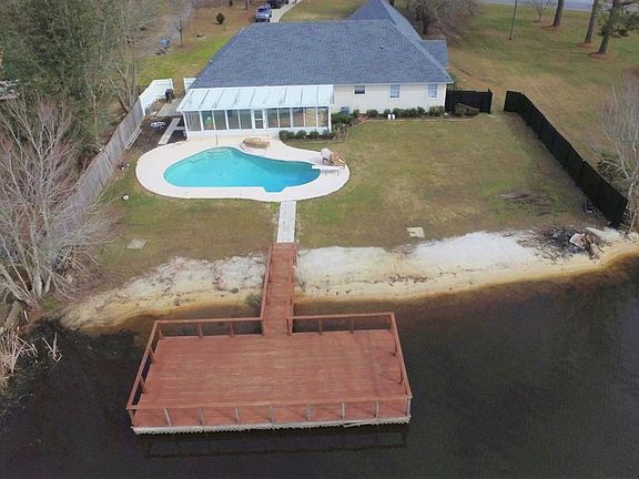 2nd image of 484 Baymeadows Dr