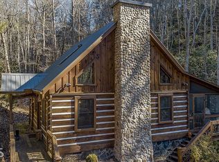 523 Walkabout Creek Rd, Morganton, GA 30560