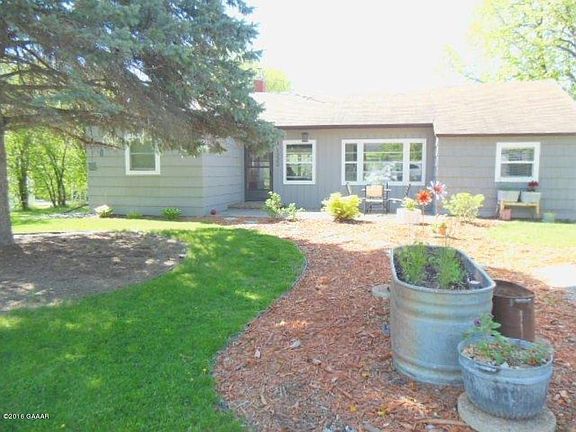 2nd image of 1222 Sunset Dr SW