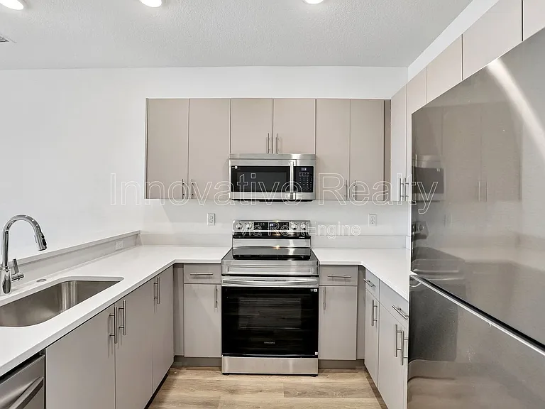 Venture Apartments — Photo 85