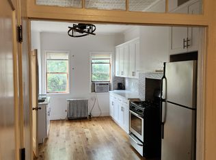 201 Engert Ave #3R, Brooklyn, NY 11222