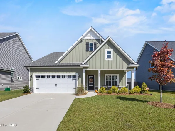 209 W Yellow Lois Drive, Hampstead, NC 28443