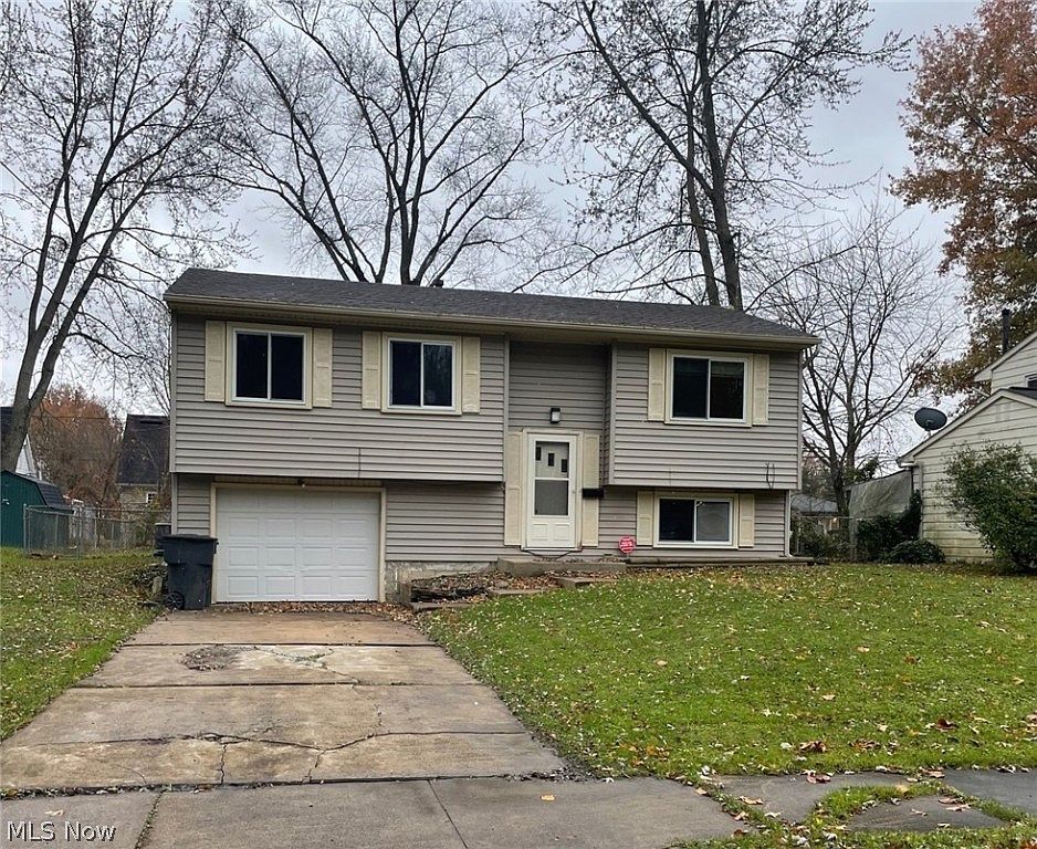 3207 Williamsburg St NW, Warren, OH 44485 | Zillow