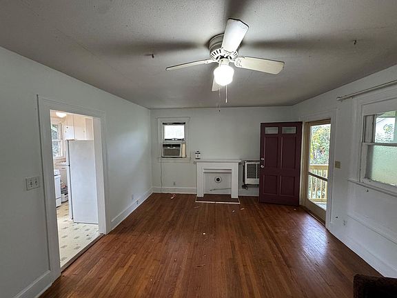 3rd image of 507 E College Ave APT 7