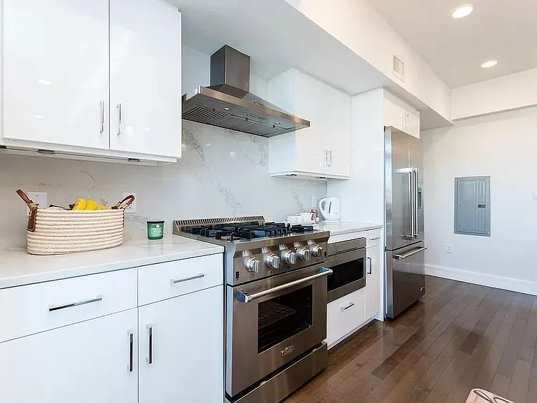 262 Monsignor Obrien Hwy #301 — Photo 4
