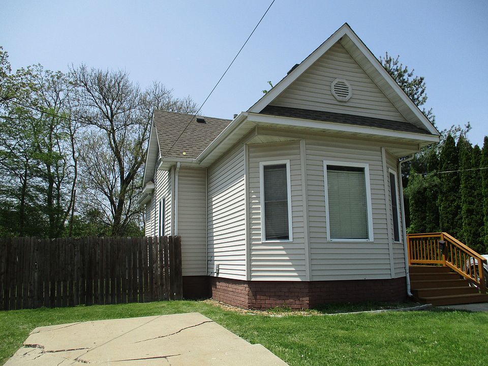 722 S Park St, Streator, IL 61364 Zillow