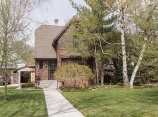 527 Roosevelt Rd, Kohler, WI 53044