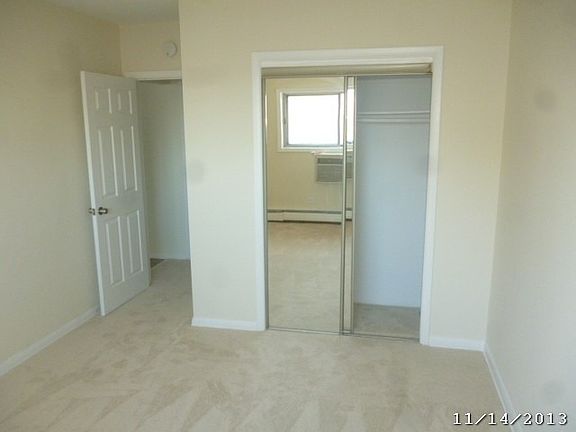 5th image of 9205 N Skokie Blvd #304