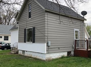 418 9th St NW, Rochester, MN 55901