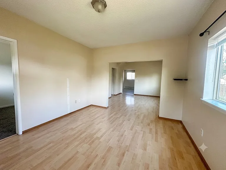 1120 F St — Photo 5