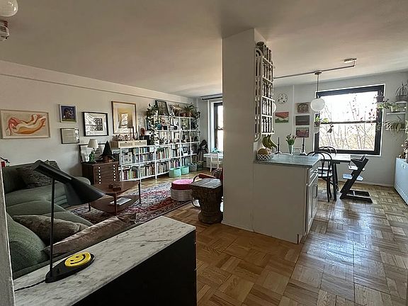 3rd image of 193 Clinton Ave APT 5E