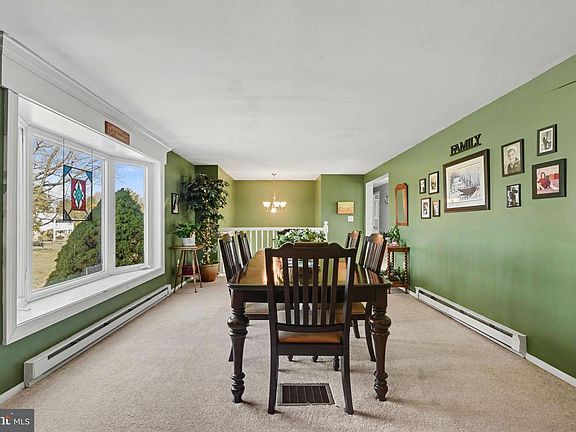 4th image of 141 Simmons Rd