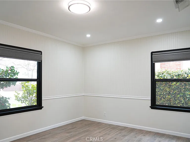 6343 Livia Ave — Photo 18