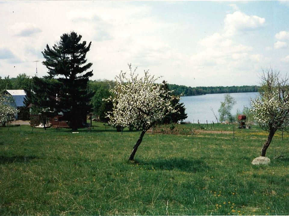 2nd image of Sunset Lake Rd