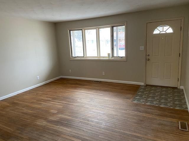 1st image of 5409 Norcroft Dr