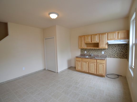 kitchen livingroom