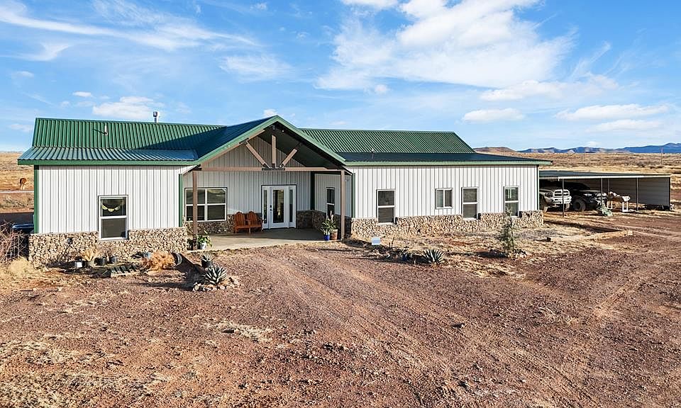 1st image of 238 Sendero Horse Thief Rd