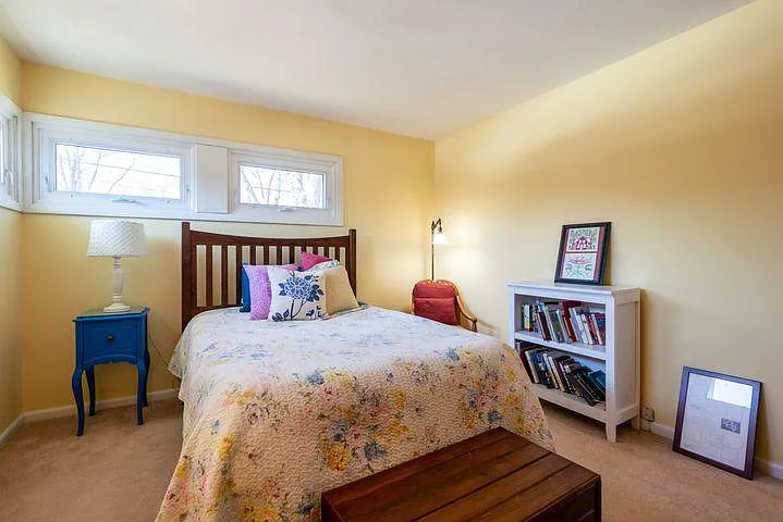 3 bed, 1224 sqft, $2,100 — Photo 3