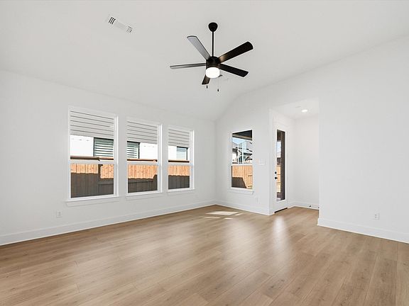 7th image of this home