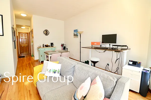 Rented by Spire Group | media 10
