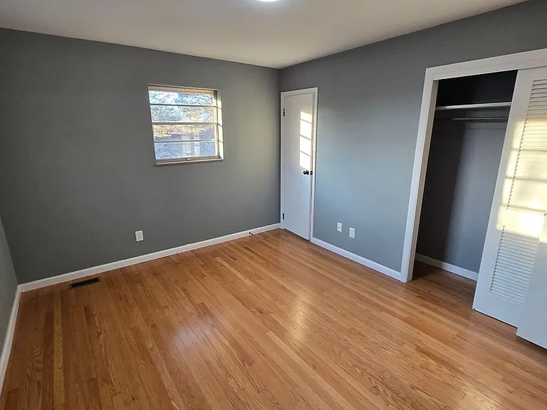 375 Fairfield Dr — Photo 13