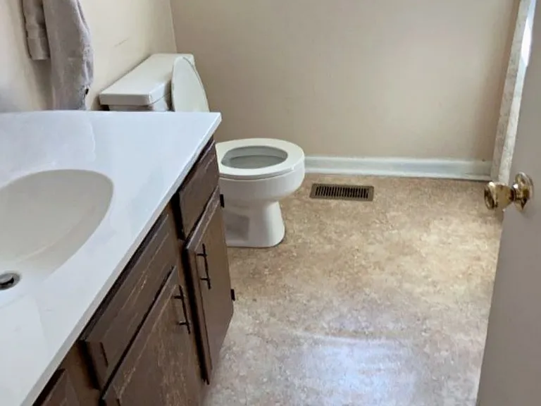 2050 Wildwood Rd — Photo 11