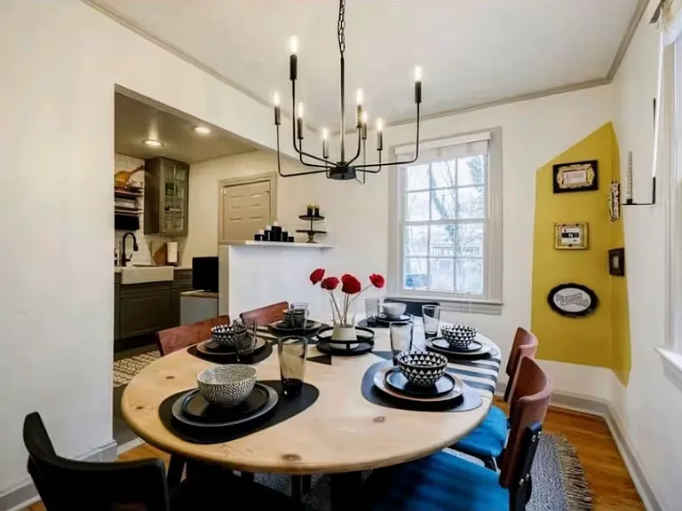 383 Ashley Ave NE — Photo 9