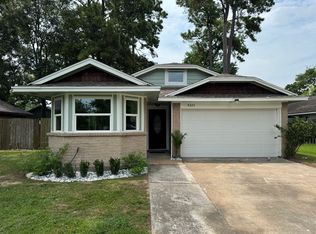 8226 Greens Rd, Humble, TX 77396