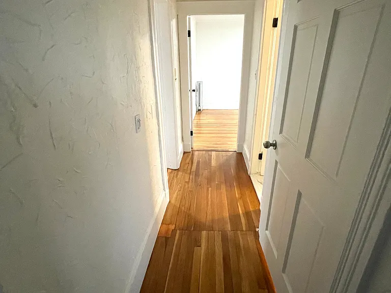 32 Bowen Ave #3 — Photo 3