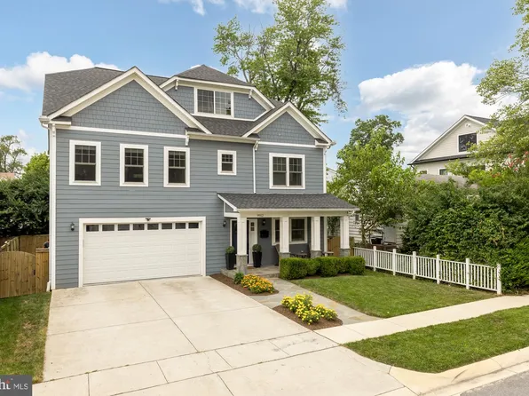 9912 Montauk Ave, Bethesda, MD 20817