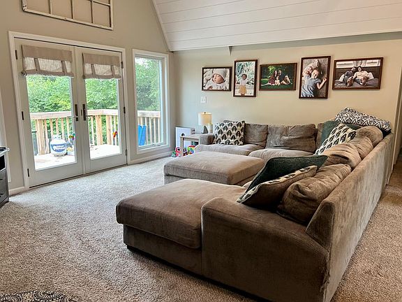 5th image of 1710 Woodhill Dr W