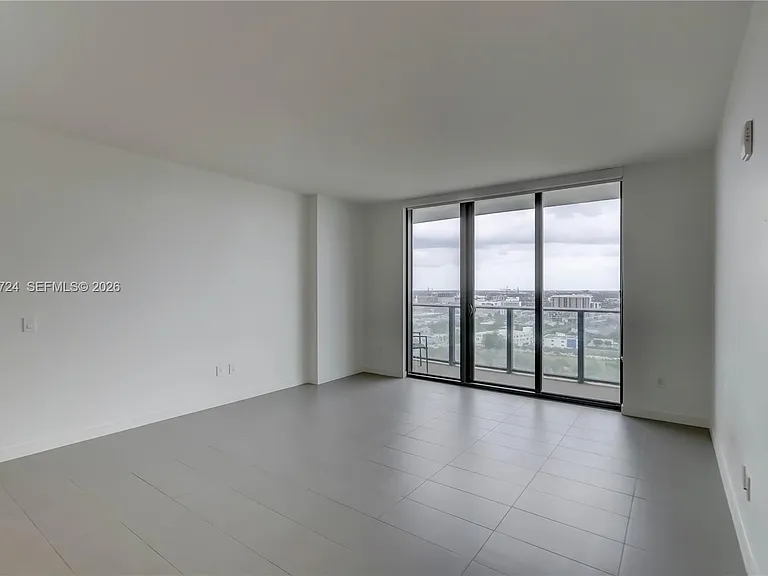 1600 NE 1st Ave #1918 — Photo 12
