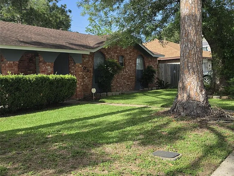 1503 Wentwood Dr — Photo 2