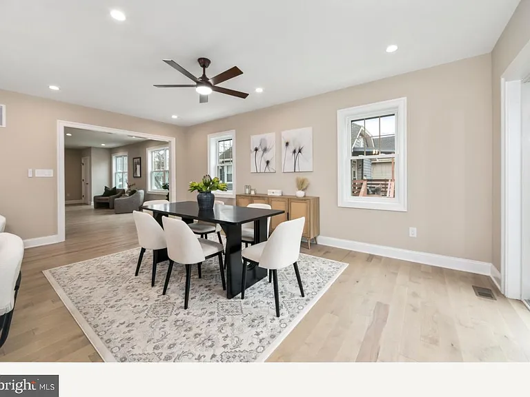 1833 W High St — Photo 20
