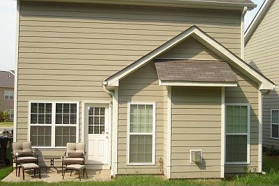 2nd image of 2501 Capella Cir SW