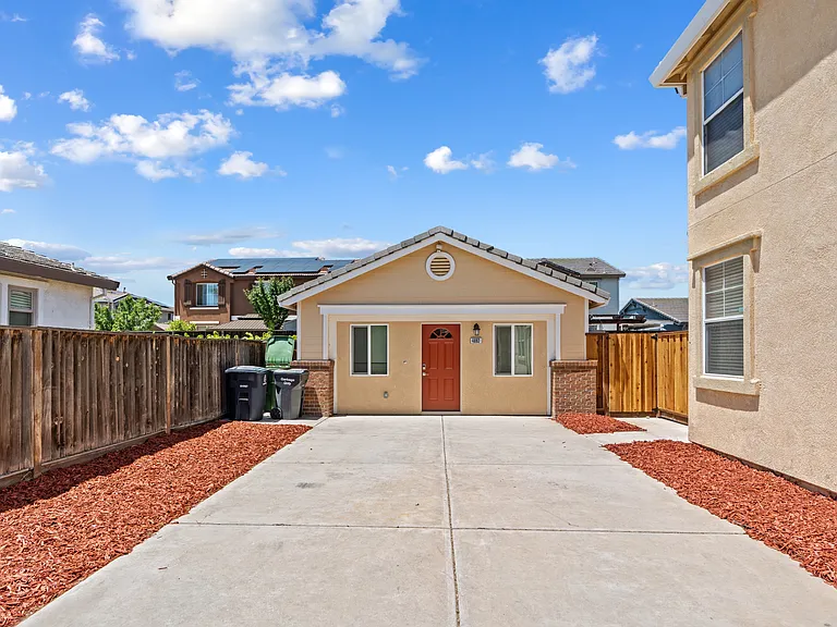 4693 Morning Brook Ln — Photo 7