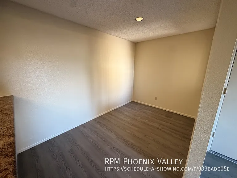 Parkside Apartments — Photo 41