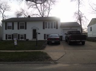340 Lewellen Dr NW, Cedar Rapids, IA 52405