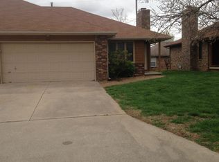 4061 S Parkhill Ct, Springfield, MO 65807