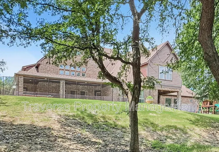 129 Acorn Ln — Photo 38