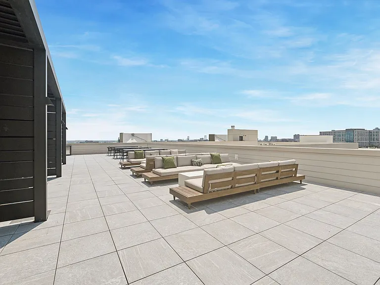 The Lyle on Broad — Photo 29