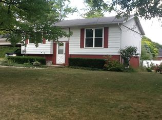 5008 Tucker St, Midland, MI 48640