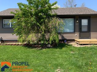 33275 Kathryn St, Garden City, MI 48135