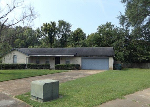2nd image of 291 Brushwood Cv
