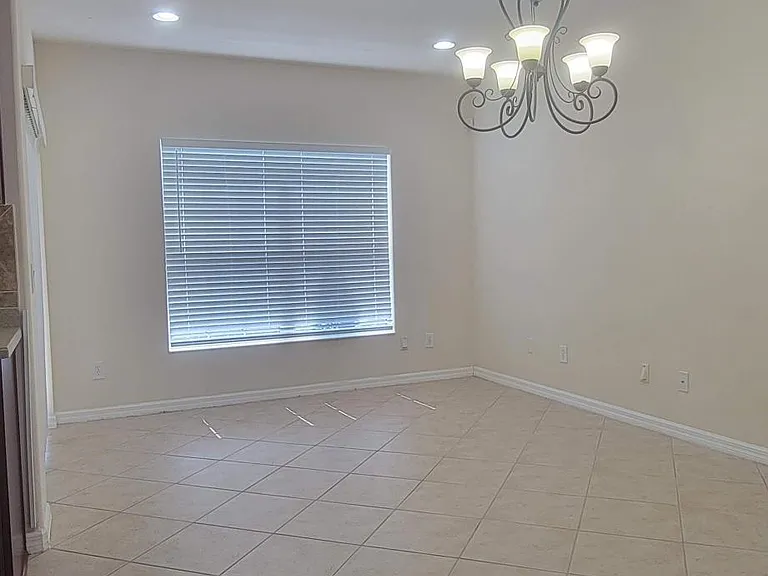 2945 Willowleaf Ln — Photo 16