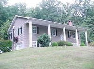 388 Country Ln, Lewistown, PA 17044