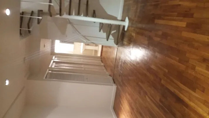 Rented by Toby Berkowitz Real Estate | media 4