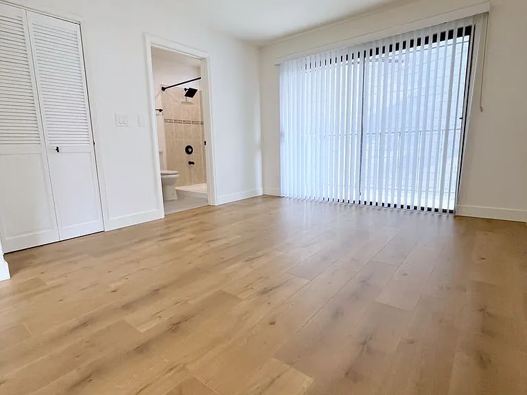 14423 Tiara St #1-10 — Photo 18